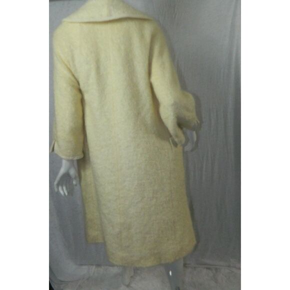 Roos Atkins Coat Ivory Curly Boucle  Wool 1960 Jacket Bell Sleeves Size Medium - Picture 13 of 14